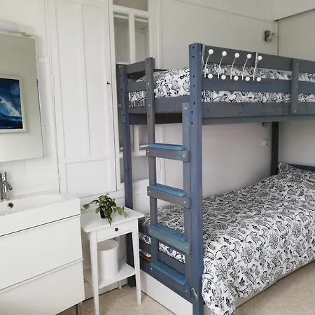 Petit En Bord 2 Mer. *